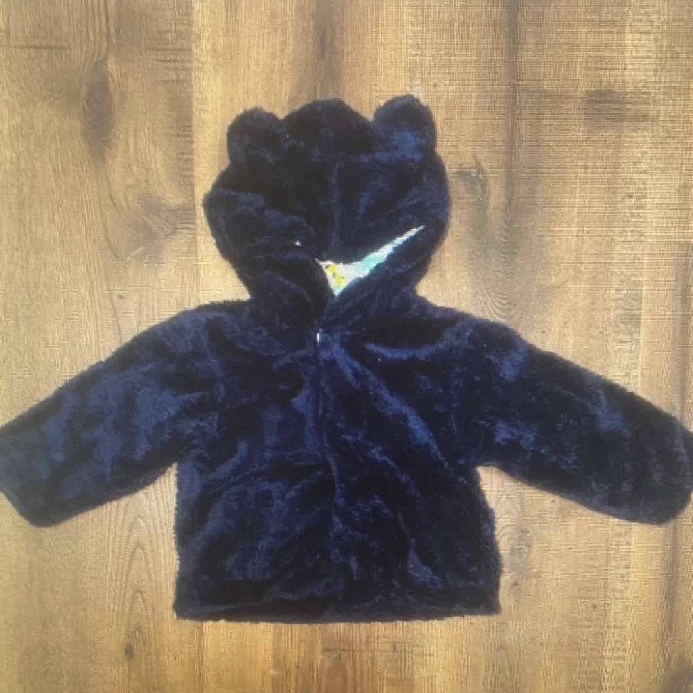 Cozy Black Fleece Hoodie with Bear Ears